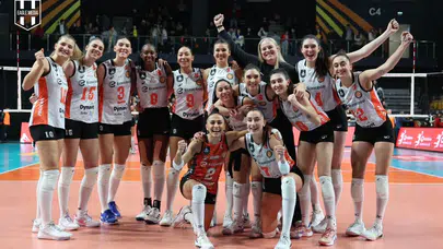 Eczacıbaşı Dynavit İzmir Deplasmanından Hatasız Döndü