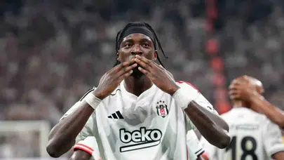 Beşiktaş’tan ayrılan yıldız oyuncu İngiltere'de golünü attı. İşte o gol