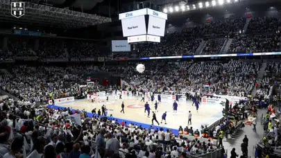 İspanya'da kapılar taraftara kapatıldı