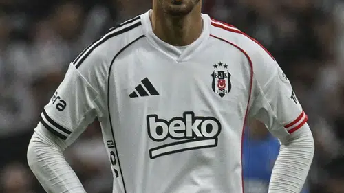 Sergen Yalçın’dan Rafa'nın yerine sürpriz hamle