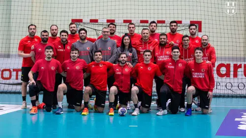 Millilerimiz Bulgaristan'ı devirip tur atladı