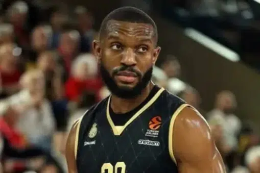 Vitto Brown