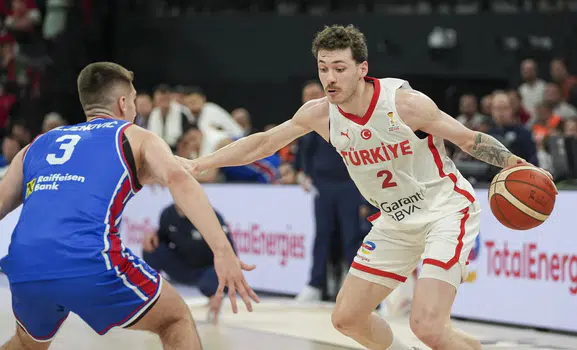 12 Dev Adam'dan Sırp devine parkeyi dar eden tarife!