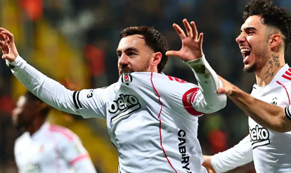 Orkun Kökçü'den kariyer rekoru!