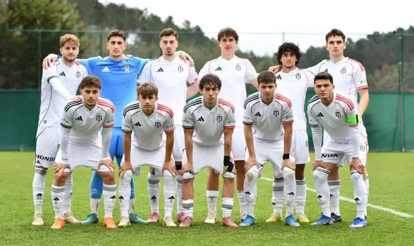 Beşiktaş U19'dan derbide Fenerbahçe'ye futbol resitali!