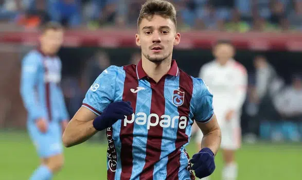 Trabzonspor'da Ernest Muçi planı!