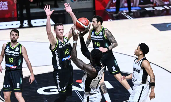 Beşiktaş GAİN'den Merkezefendi'ye basketbol dersi!
