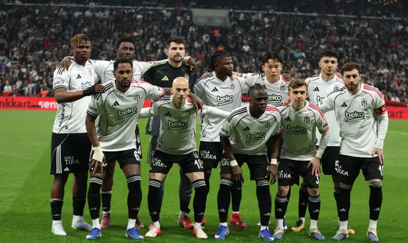 Beşiktaş yarı final biletini aldı