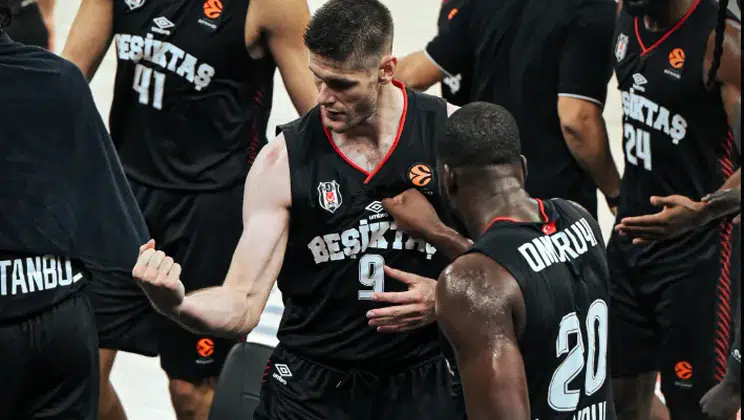 Beşiktaş Bayern Münih'i Evinde Devirdi!