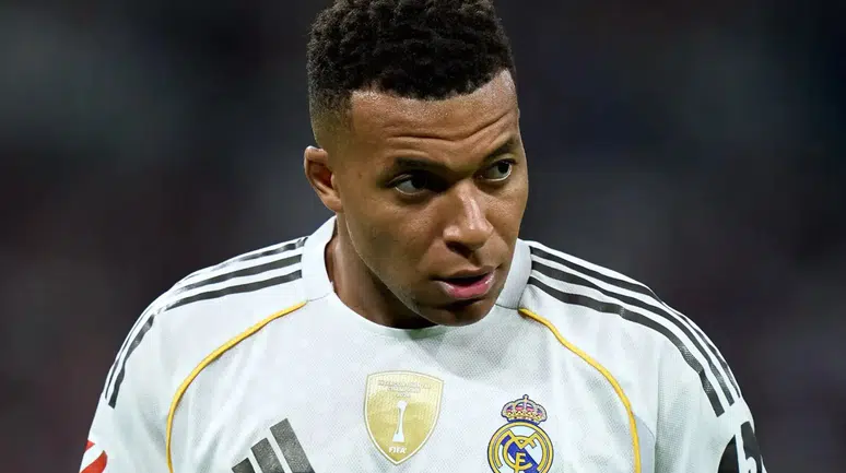 Real Madrid'de büyük çatlak: Mbappé'den herkesi şaşırtan isyan!