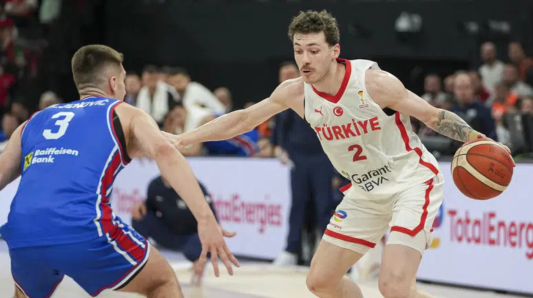 12 Dev Adam'dan Sırp devine parkeyi dar eden tarife!