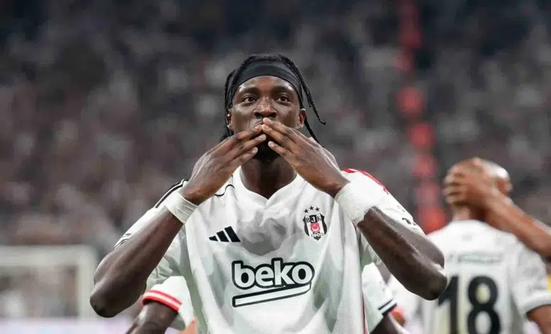 Beşiktaş’tan ayrılan yıldız oyuncu İngiltere'de golünü attı. İşte o gol