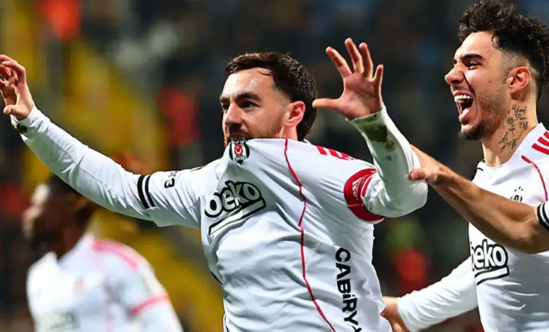 Orkun Kökçü'den kariyer rekoru!