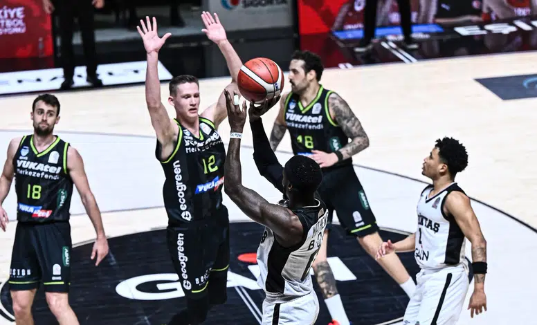 Beşiktaş GAİN'den Merkezefendi'ye basketbol dersi!