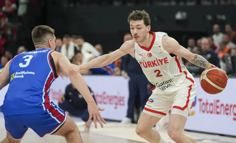 12 Dev Adam'dan Sırp devine parkeyi dar eden tarife!