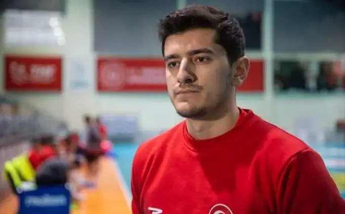 Alperen Arabacı Hangi Pozisyonda Oynuyor?