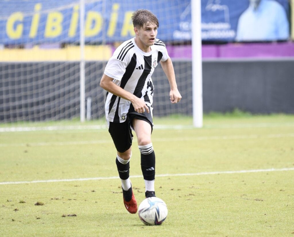 Azem Yortaç Kaç Yaşında?