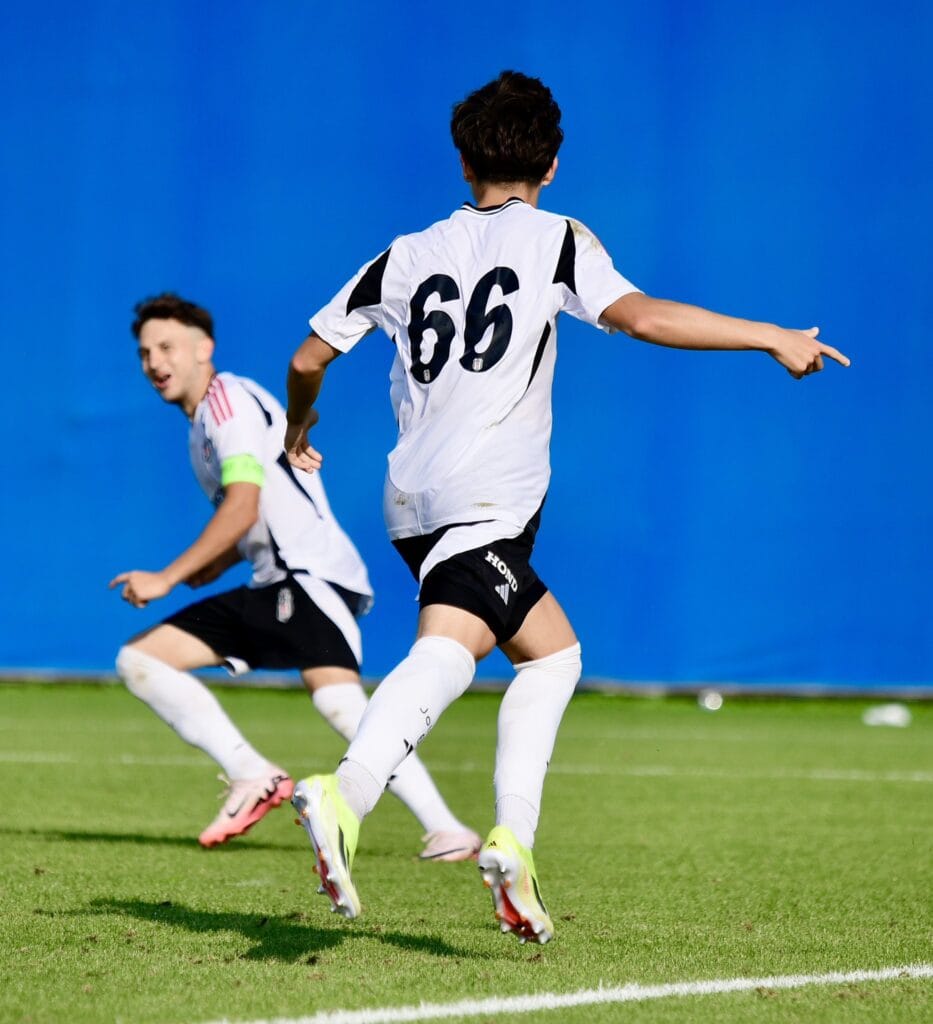 Benjamin Tahsin JR. Emre Gelecek Vaat Ediyor mu?