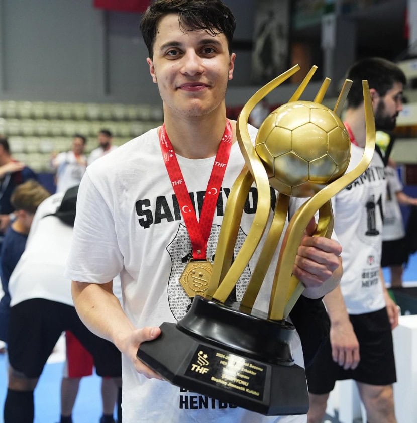 Eyüp Arda Yıldız Kimdir