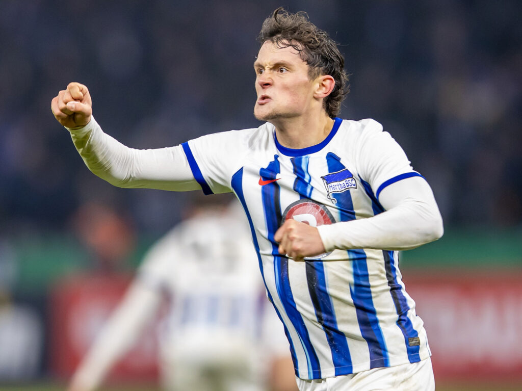 Fabian Reese Hangi Ayağını Kullanıyor?