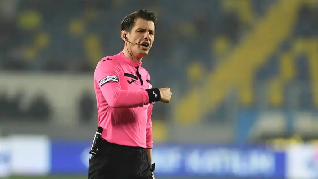 Halil Umut Meler'in Eğitim ve Kariyeri