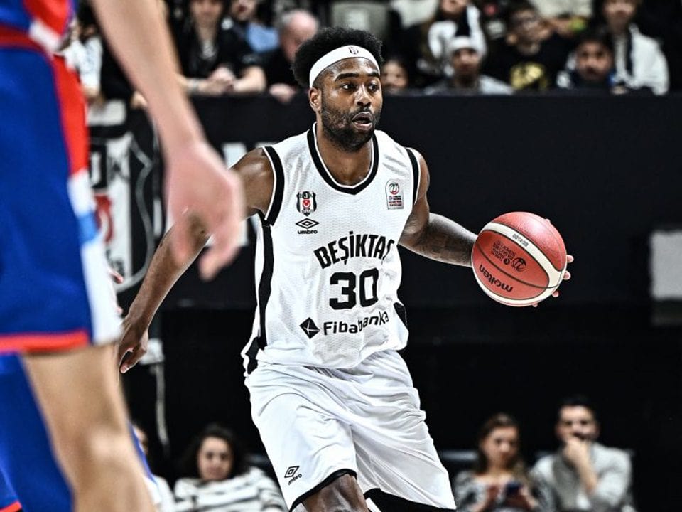 Kelan Martin'in Beşiktaş'taki Performansı ve Sakatlık Süreci