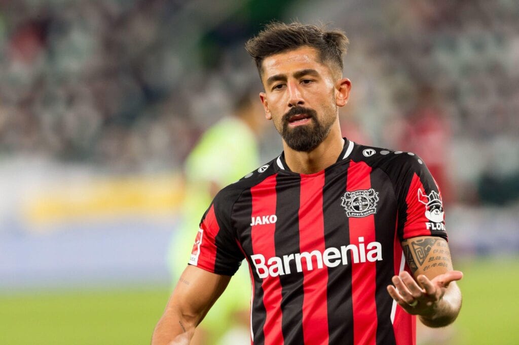 Kerem Demirbay Hangi Ayağını Kullanıyor?