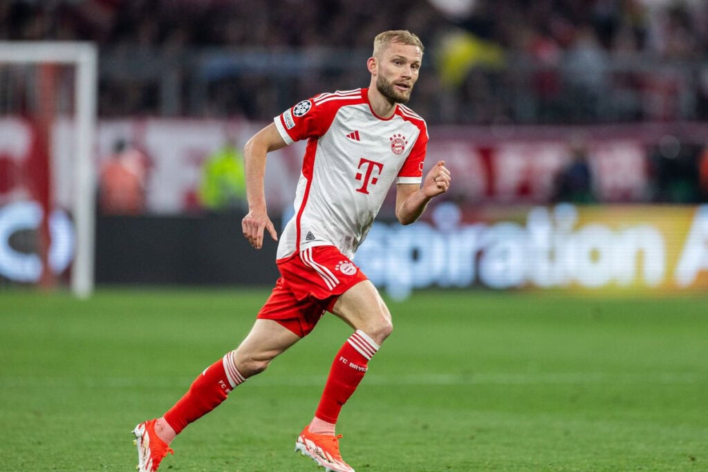 Konrad Laimer Hangi Mevkilerde Oynuyor?