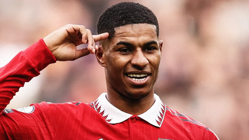 Marcus Rashford Hangi Mevkide Oynuyor?