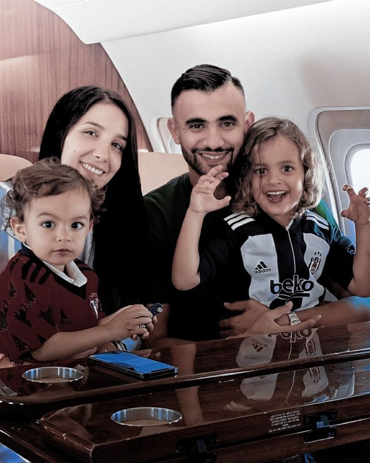 Rachid Ghezzal Evli Mi?