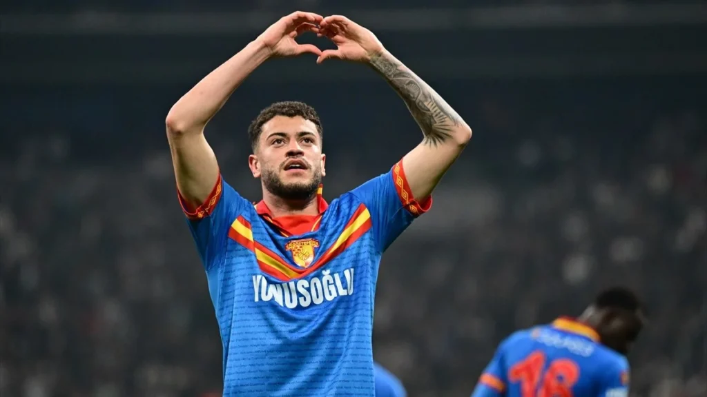 Rômulo Cardoso kimdir?