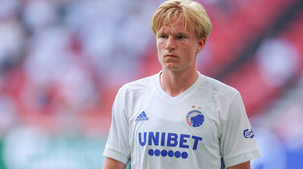 Victor Kristiansen Hangi Pozisyonda Oynuyor?