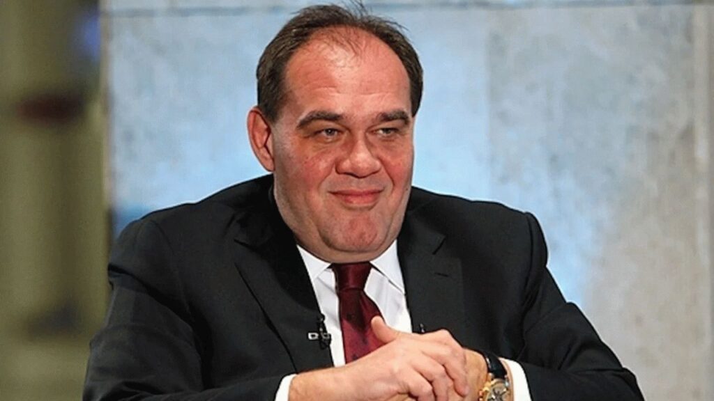 Yıldırım Demirören Kimdir