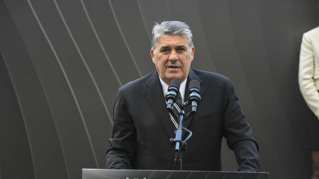 Serdal Adalı’dan Beşiktaş Camiasına Bayram Mesajı