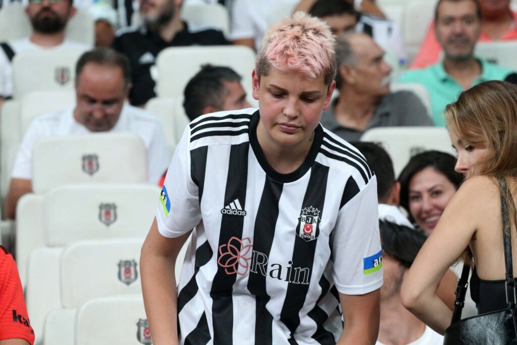 Beşiktaş'tan Cevap Gelmeyince Rotasını Değiştirdi: Eczacıbaşı ile Anlaştı