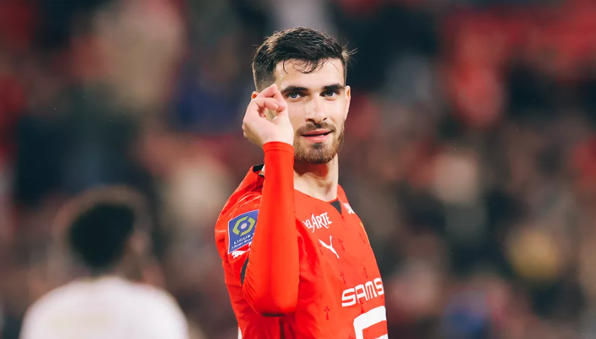 Martin Terrier Kimdir