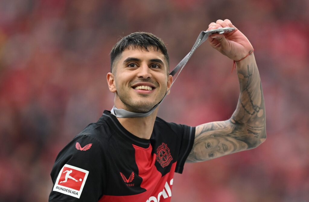 Exequiel Palacios Kimdir