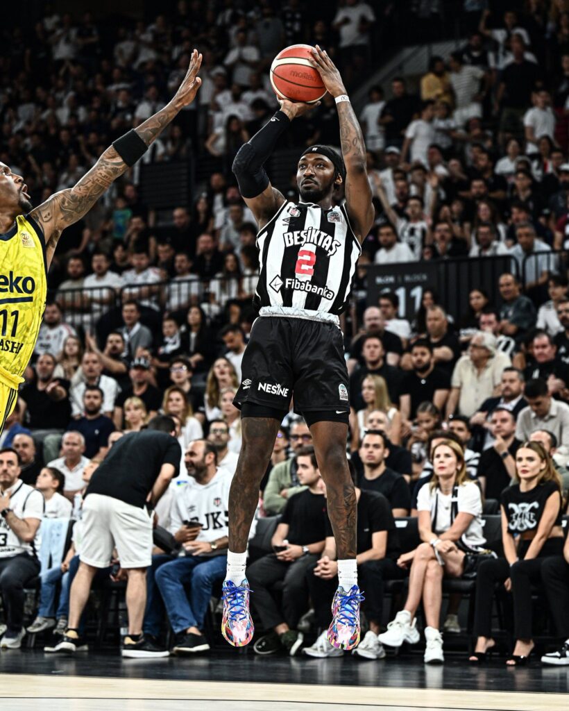 1. Çeyrek Özeti : Beşiktaş Fibabanka 22-9 Fenerbahçe Beko