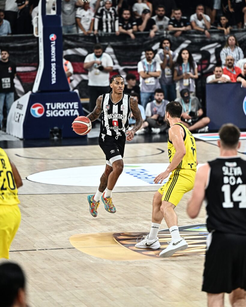 Maç Sonucu: Beşiktaş Fibabanka - Fenerbahçe Beko / 3. Maç 