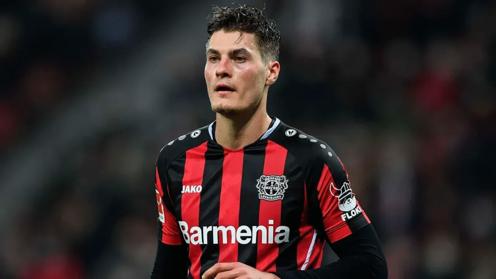 Ten Hag, Schick’i Bırakmıyor