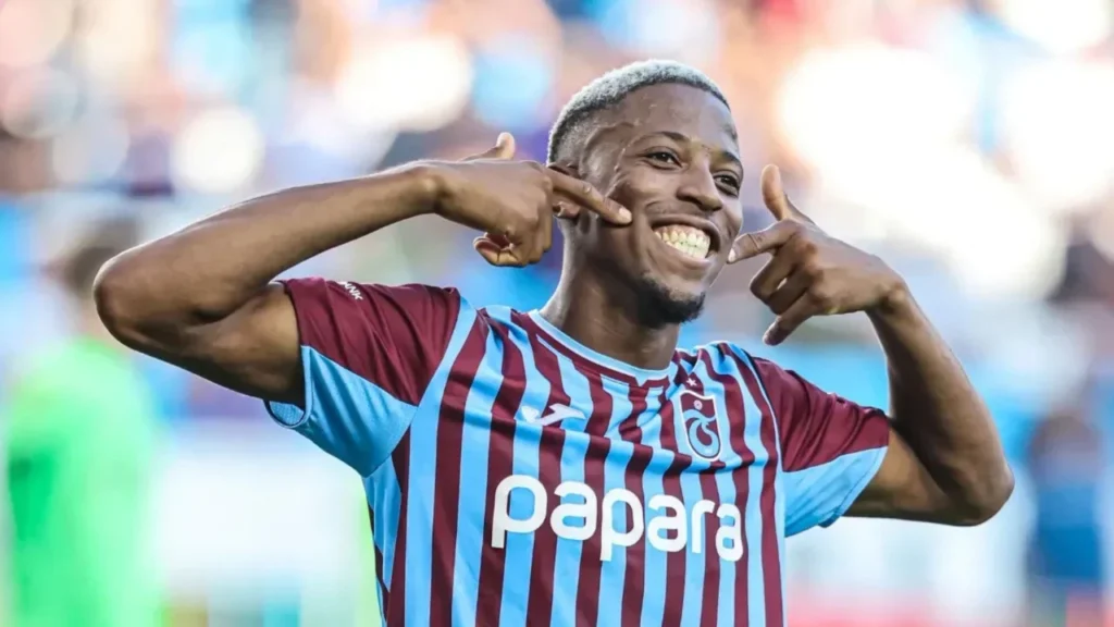 Beşiktaş’ta İkinci Forvet Arayışı Başladı ! Simon Banza