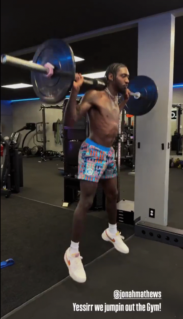 Jonah Mathews Tam Gaz!