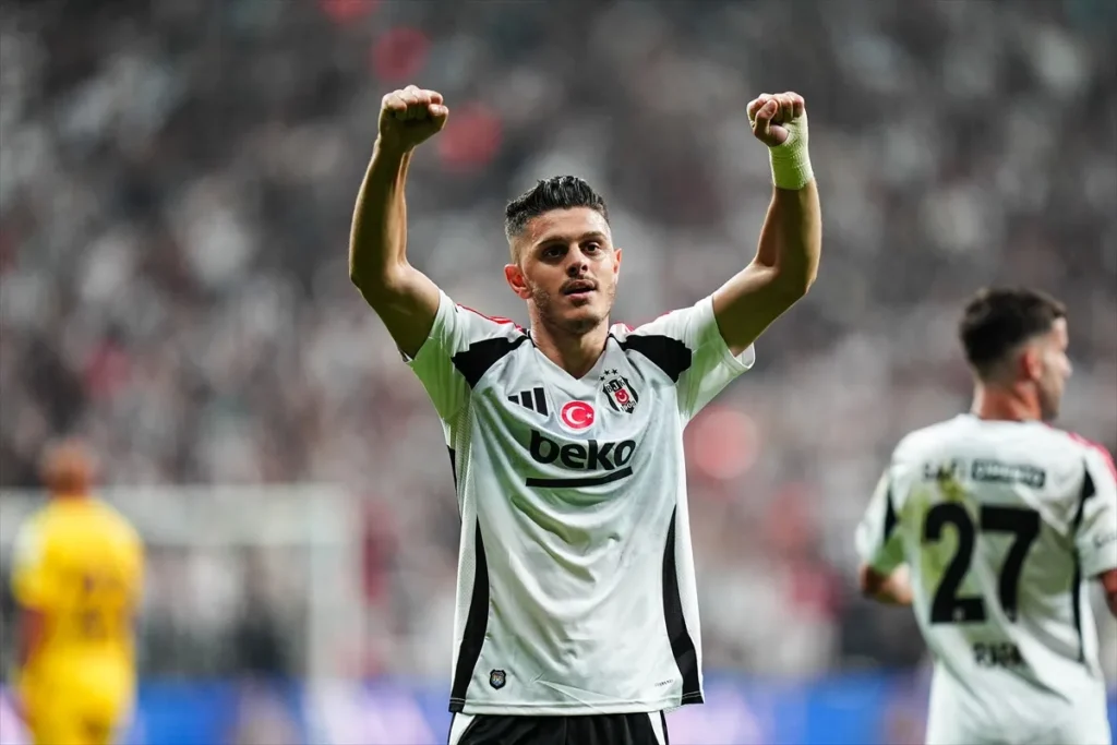 Milot Rashica'nın Menajerinden Açıklama Milot Rashica