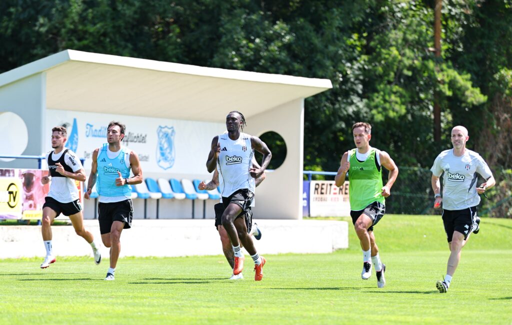 Admira Wacker Maçı Öncesi Son antrenman2