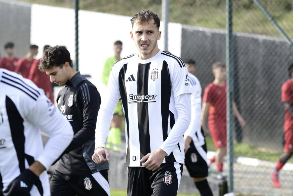 Adnan Karahisar, Adana FK'ya Kiralandı Adnan Karahisar
