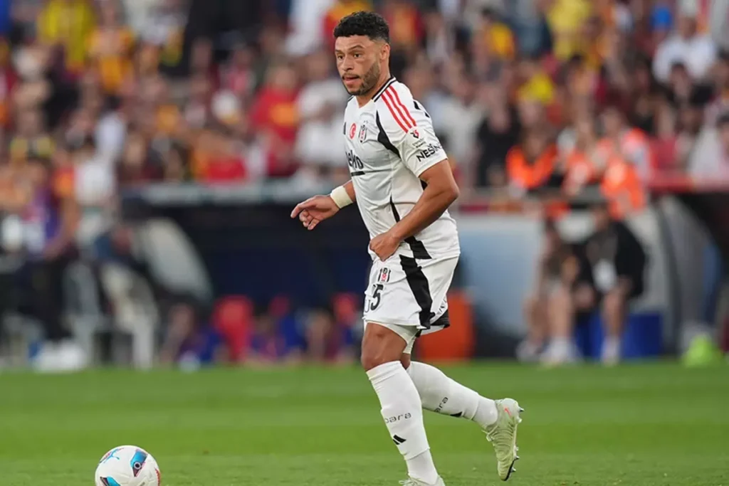 Beşiktaş'ta Yaprak Dökümü Başlıyor! Chamberlain