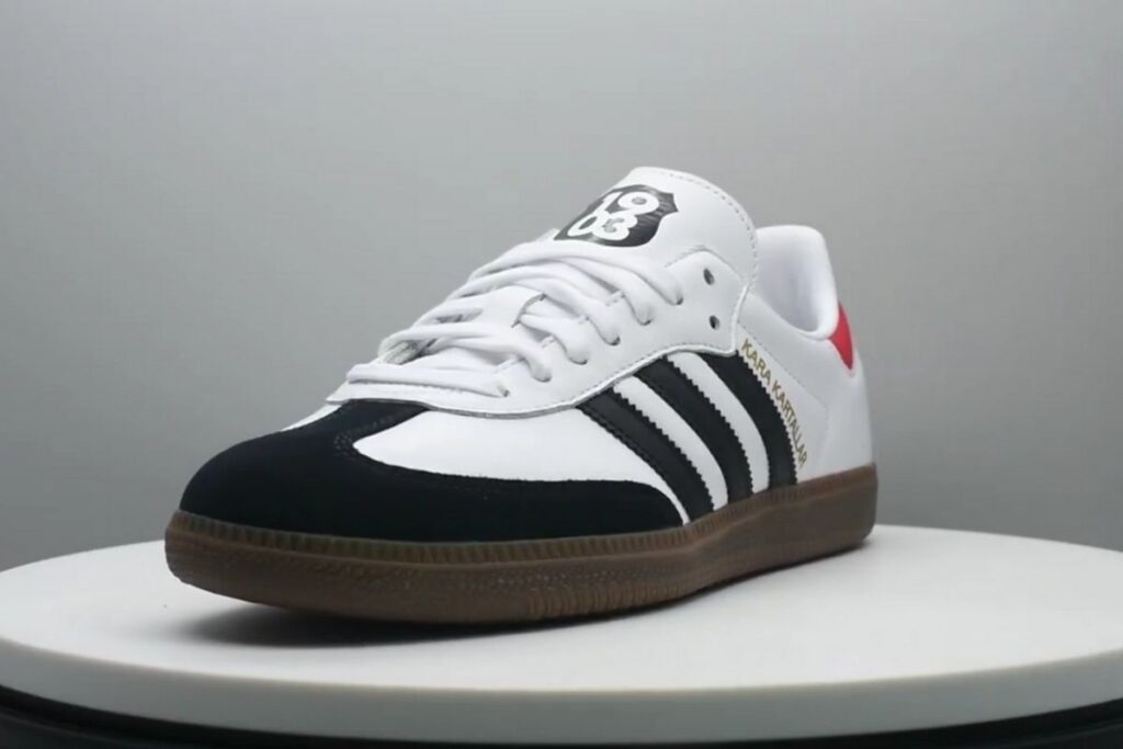 Adidas Samba-Beşiktaş Modeli Satışta!