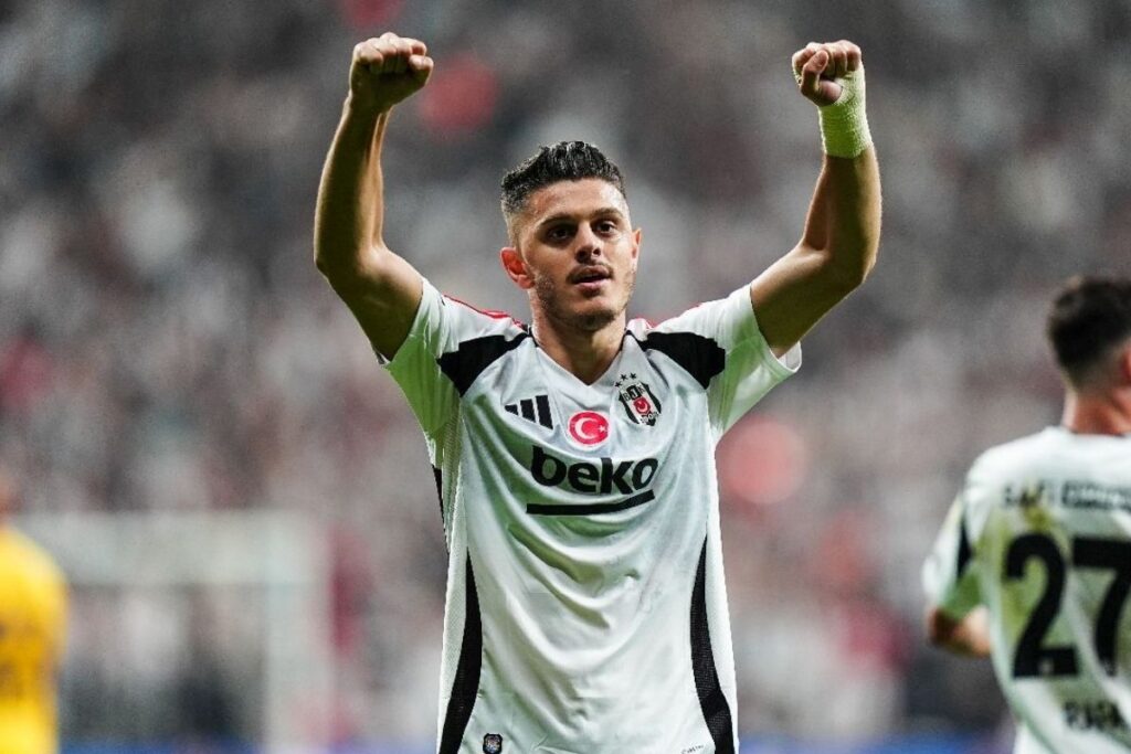 Rashica, Borussia Mönchengladbach’a Transfer Oluyor Milot Rashica