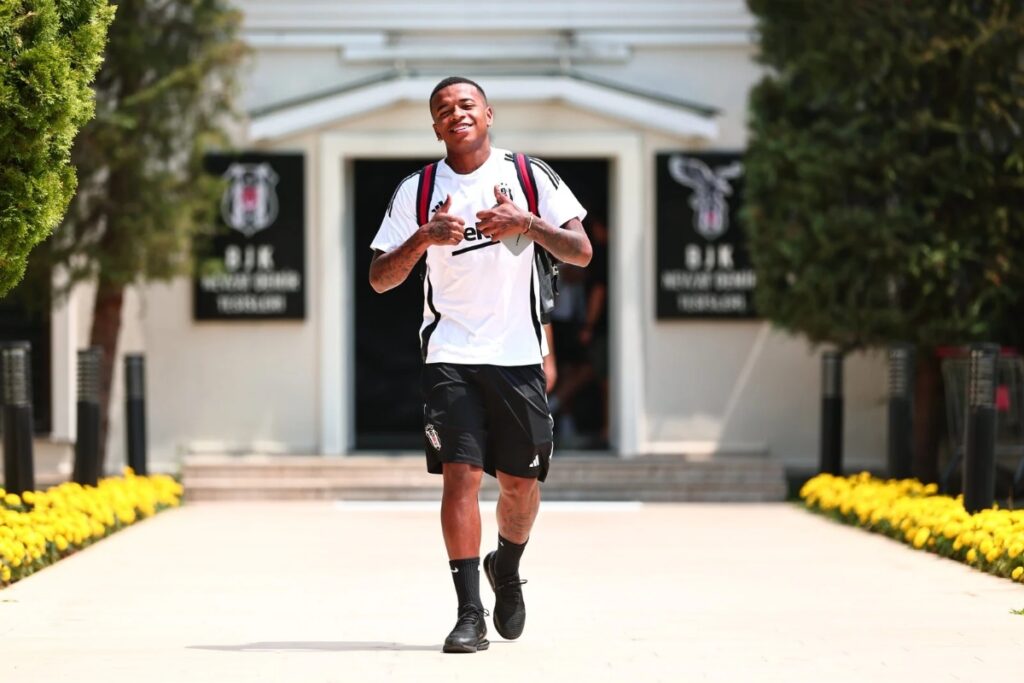 Beşiktaş'ın İrlanda Yolculuğu başladı,