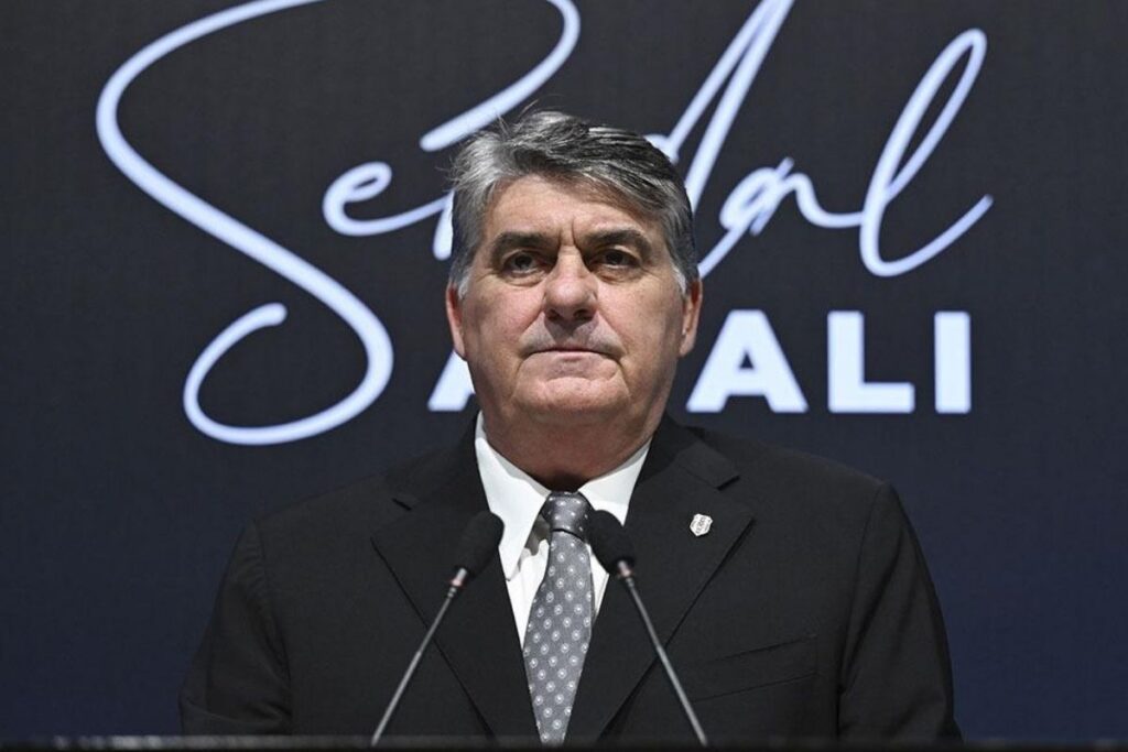 serdal adalı 